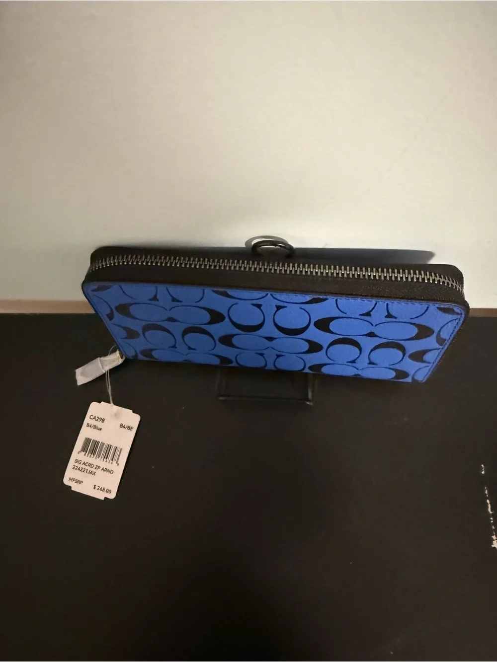 Coach Signature Zip Wallet in Blue/Black stunning! NWT